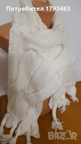 Ръчно плетен дамски шал