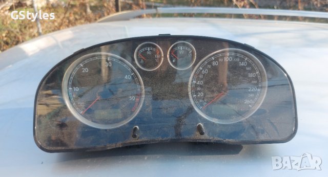 Табло, километраж за пасат 5.5 , снимка 2 - Части - 39519995