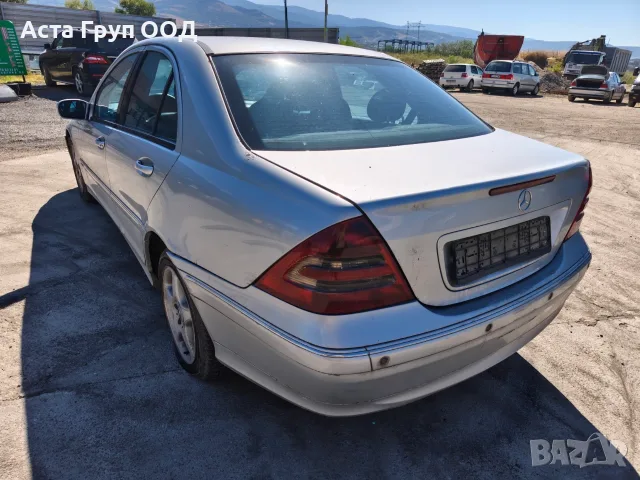 Mercedes-Benz C 220 W203 - 143к.с - 2002г., снимка 4 - Автомобили и джипове - 56131668