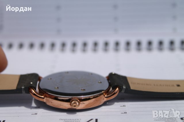 Япомски кварцов мъжки часовник ''MVMT'', снимка 7 - Мъжки - 40790793
