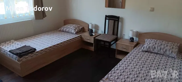 Продавам две единични легла , снимка 3 - Спални и легла - 56090545
