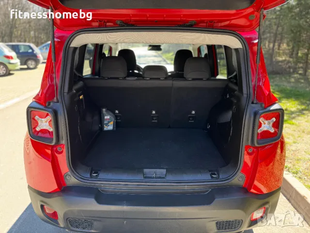 Jeep Renegade *JEEPSTER* BLIND SPOT* LANE ASSiST* CARPLAY*, снимка 8 - Автомобили и джипове - 49385627
