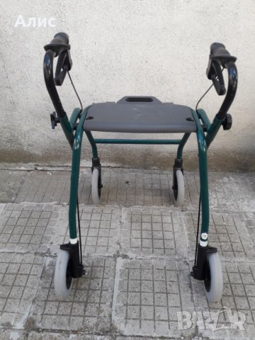 проходилка- ролатор , снимка 2 - Ролатори - 37925510