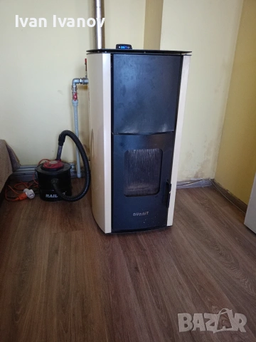 Пролетна камина.