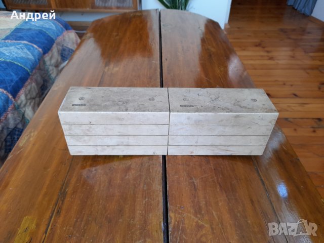 Стара кутия за електронни елементи #3