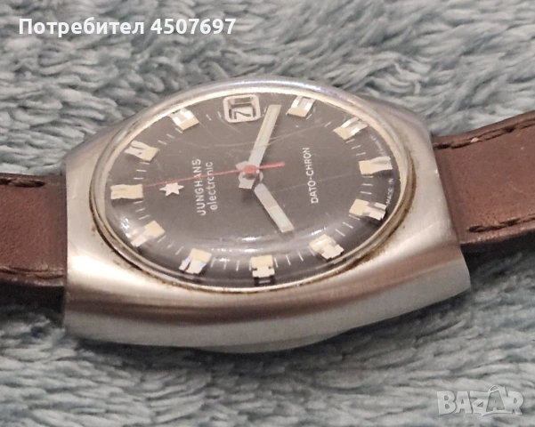 мъжки часовник JUNGHANS Electronic Dato-Chron. , снимка 2 - Мъжки - 53048597