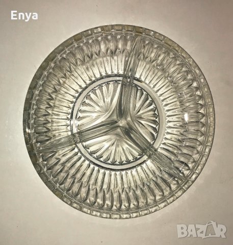 Стъклена чиния ( поднос ) с 3 прегради - за ордьовър или ядки, снимка 2 - Чинии - 34419065