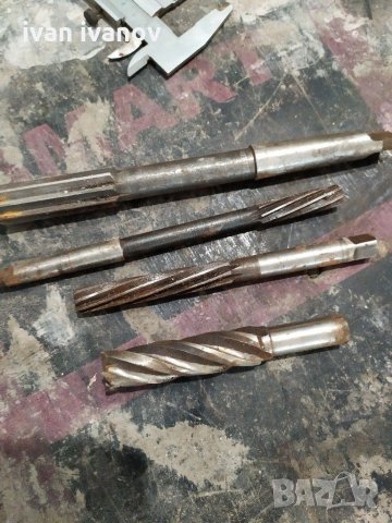 За струг, снимка 2 - Стругове - 30201823