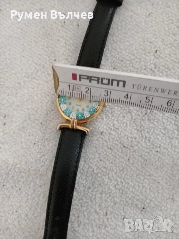 Дамски кварцов часовник La Murrine Veneziane, снимка 5 - Дамски - 52087102