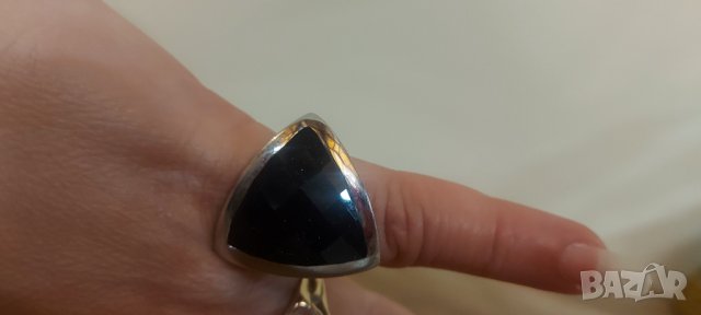 Сребърен пръстен с голям триъгълен черен камък внос от Дубай, снимка 3 - Пръстени - 38757821
