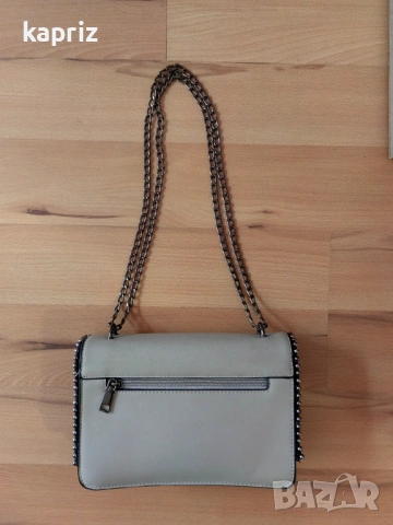 Малка сива чанта, цена 10 евро , снимка 2 - Чанти - 53092939
