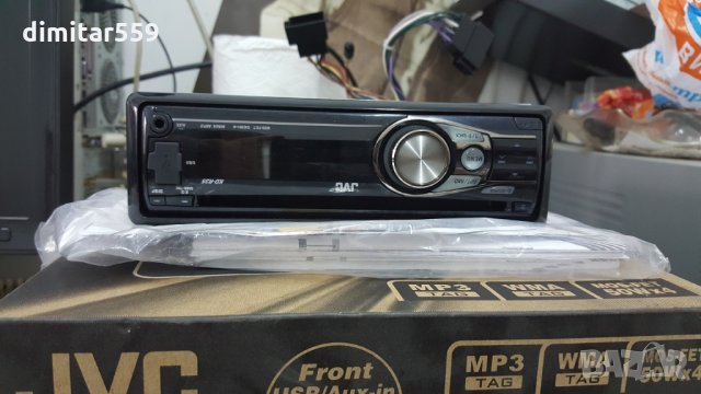 Авто CD със MP3 и USB JVC