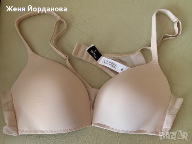 Сутиени, снимка 3 - Бельо - 36882375