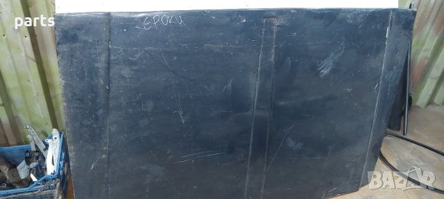 Преден Капак Чероки - Jeep Cherokee Xj N, снимка 2 - Части - 42277494