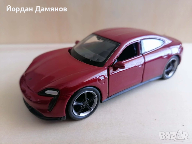Порше Тайкан Турбо С в мащаб 1:43