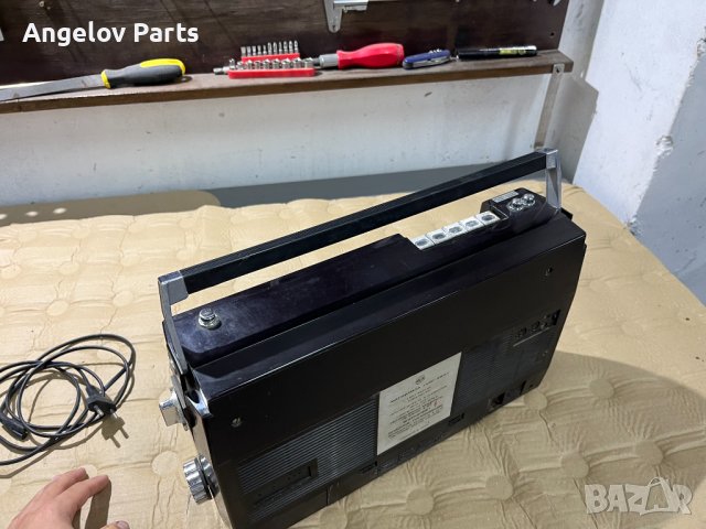 Радиокасетофон Vef-Sigma 260, снимка 9 - Радиокасетофони, транзистори - 42806569