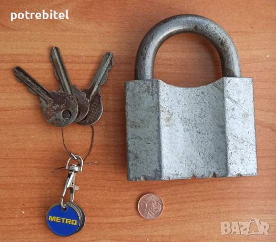 здрав стар масивен катинар от СССР