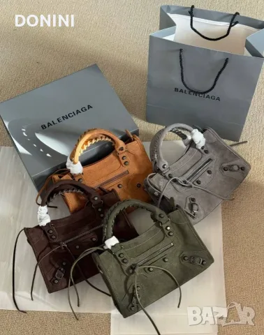 Balenciaga Дамска чанта, кожа, снимка 6 - Чанти - 56112673