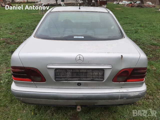 Мерцедес Е220 на части Mercedes E220 na chasti, снимка 2 - Части - 50064272