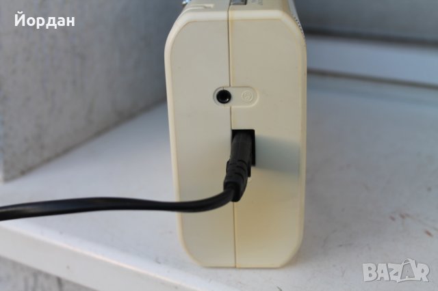 Радио ''Sony ICF-880L'', снимка 6 - Радиокасетофони, транзистори - 42880181