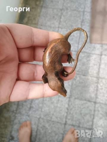 Бронзова мишка