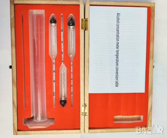 Прецизен спиртомер зяа ракия  в дървена кутия с мензура, термометър и таблицакутия 