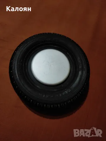 Винтидж пепелник гума Пирели, снимка 2 - Колекции - 48059418