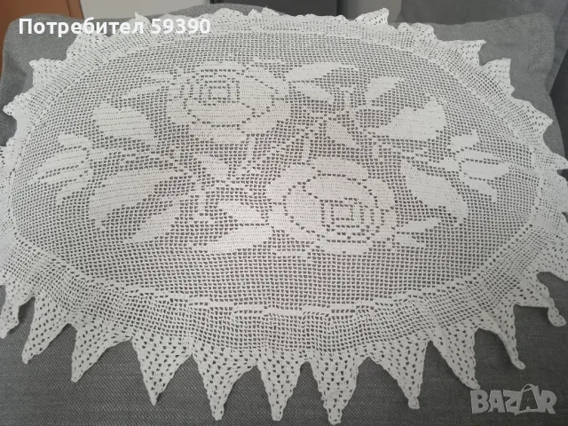 Красива покривка с рози , снимка 2 - Покривки за маси - 47951812