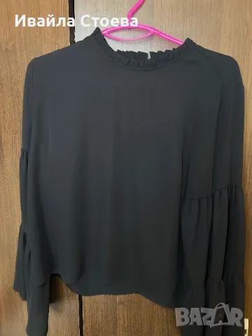 Ефектна черна блуза