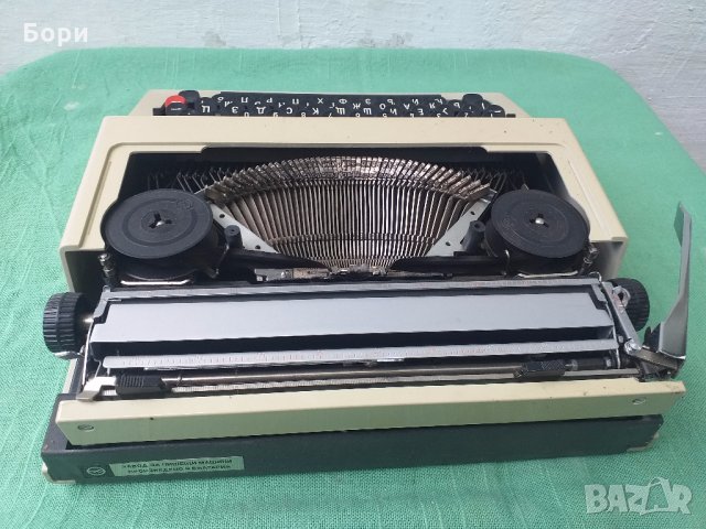 Марица 30 пишеща машина, снимка 2 - Антикварни и старинни предмети - 30236972