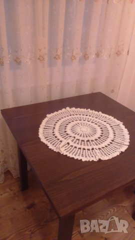 Покривка обла на една кука плетиво ретро, снимка 3 - Декорация за дома - 32530200