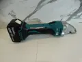 Makita DJS 101 - Акумулаторна ножица за ламарина, снимка 2