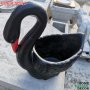 Бетонна кашпа саксия черен лебед, снимка 7