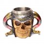Код 94141 Стилна чаша от полирезин и метал с релефни декорации - череп с шлем и рога, снимка 1 - Чаши - 37023060