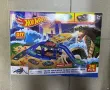 Комплект Hot Wheels писта 25 части + 2 колички, снимка 1