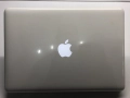 Лаптоп APPLE MacBook A1342 в много добро състояние, SSD, има Windows7, снимка 1