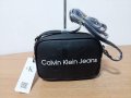 Черна чанта Calvin Klein/SG-E74, снимка 1 - Чанти - 42902914