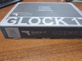 GLOCK 17 Gen4 UMAREX-чисто нов, снимка 12