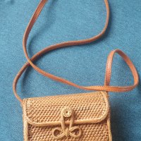 Бонбонеста чанта от ратан, снимка 2 - Чанти - 40849513