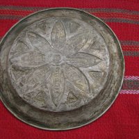 Сребърна чиния, снимка 2 - Антикварни и старинни предмети - 35089695
