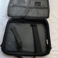 Чанта за лаптоп Targus Корея, снимка 4 - Лаптоп аксесоари - 40145472