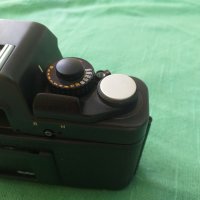 Rolleiflex SL35 E 35mm Фотоапарат, снимка 6 - Фотоапарати - 33703900
