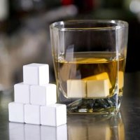 Кубчета за Изстудяване Whiskey Stones Whisky Каменни Ледчета Уиски Ракия Джин Водка Мартини Коктейли, снимка 2 - Форми - 37399249
