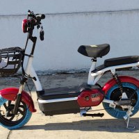 Електрически скутер бордо цвят 350 вата безчетков мотор, снимка 1 - Велосипеди - 31488632