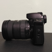 Canon EOS 10 SLR филмов фотоапарат и обектив Sigma 28-70 mm f:2.8, снимка 4 - Фотоапарати - 44659946