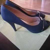 Продавам елегантни дамски обувки , снимка 13 - Дамски елегантни обувки - 37240296