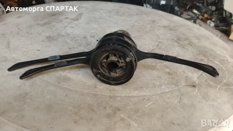Превключвател на кормилната колона Лада 2104 комби 2103, снимка 1