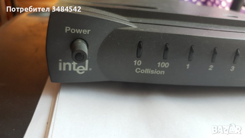 Intel 8 port 10/100 fast hub - Хъб 8 устройства, снимка 1