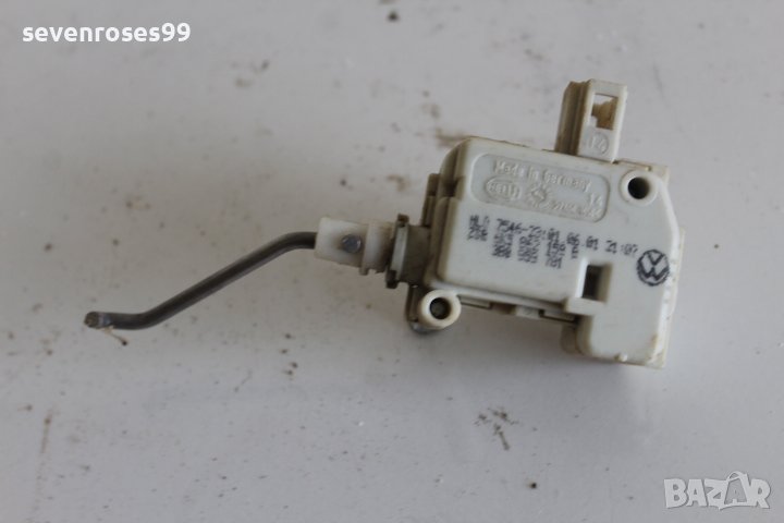 Заключване багажник Сеат Кордоба 01“ SEAT Cordoba 2001 6K5862159B, снимка 1