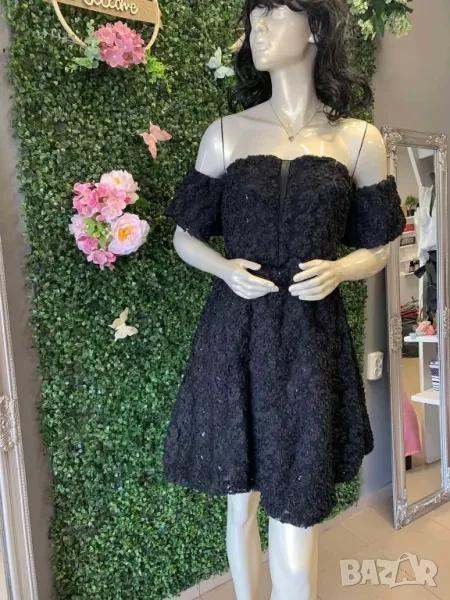 рокля с 3Д цветя , снимка 1